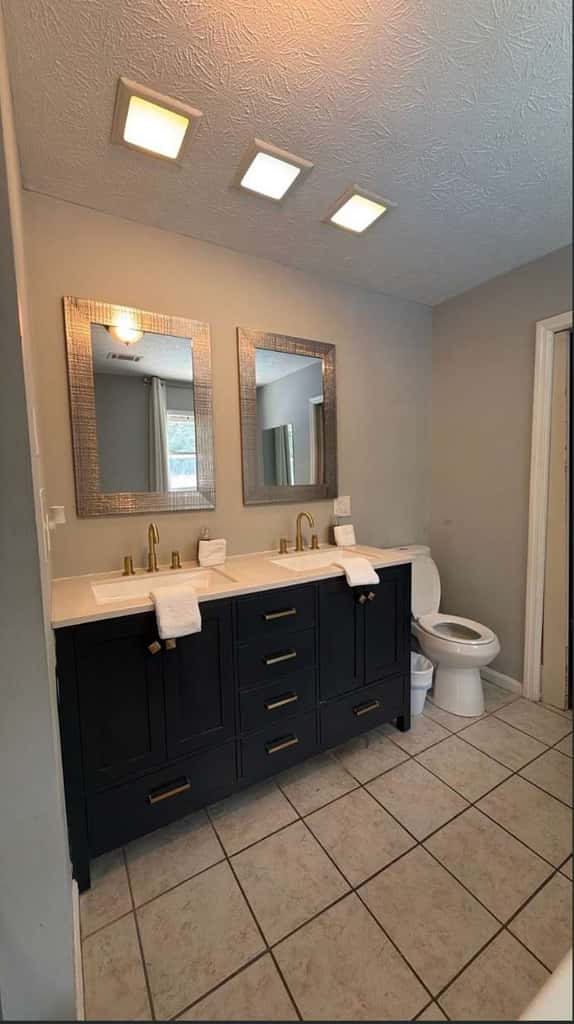 Pool, Fenced Yard, & Patio! Ventura Vista Retreat
