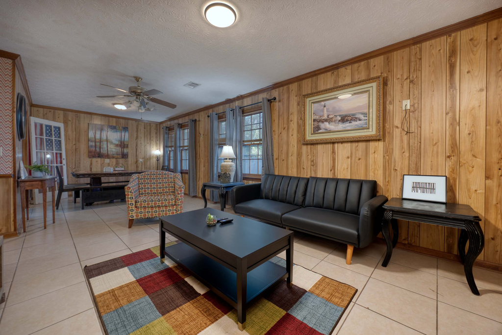 Mins to Fort Benning - The Columbus Cottage Guesthouse