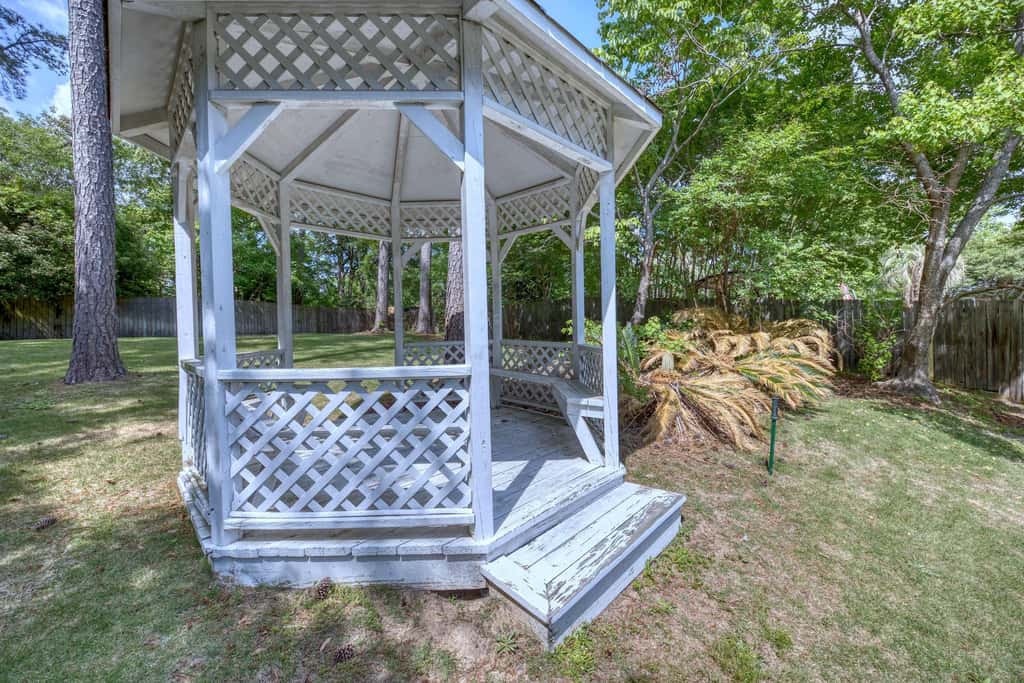 3-Bedroom Columbus Family Home with Private Pool