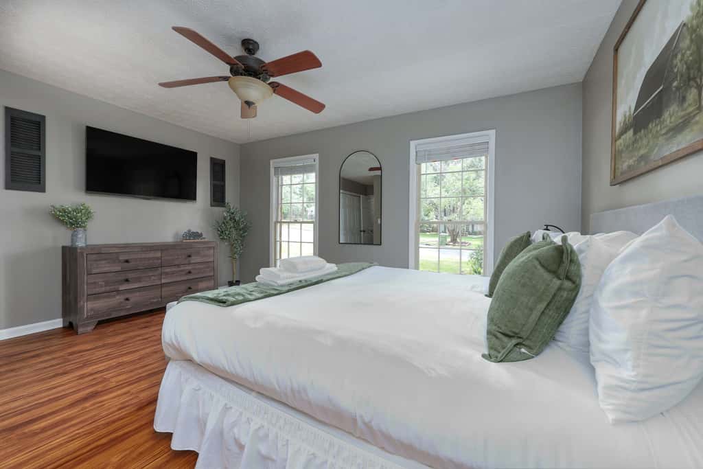 3-Bedroom Columbus Family Home with Private Pool