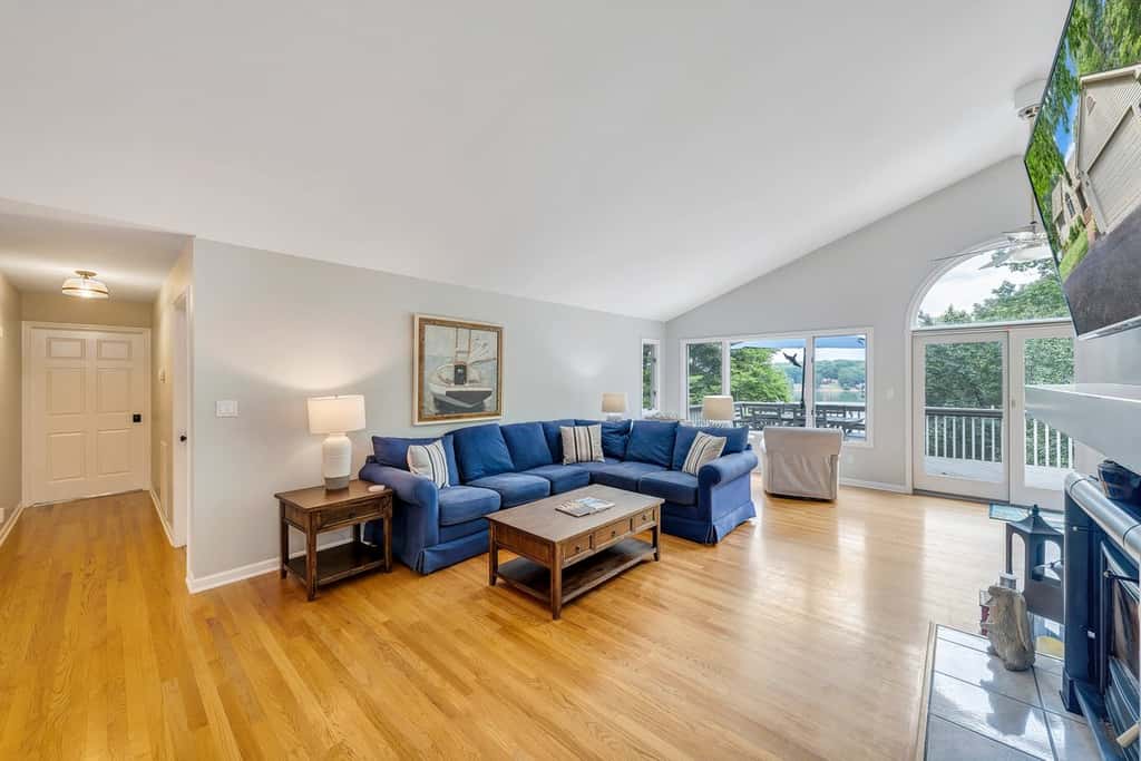 The Lake House on Sunset Point
