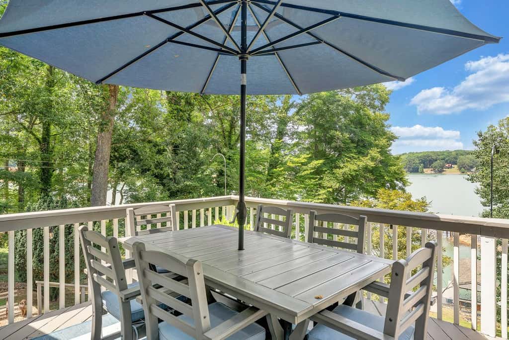 The Lake House on Sunset Point