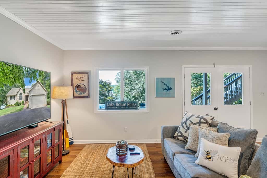 The Lake House on Sunset Point