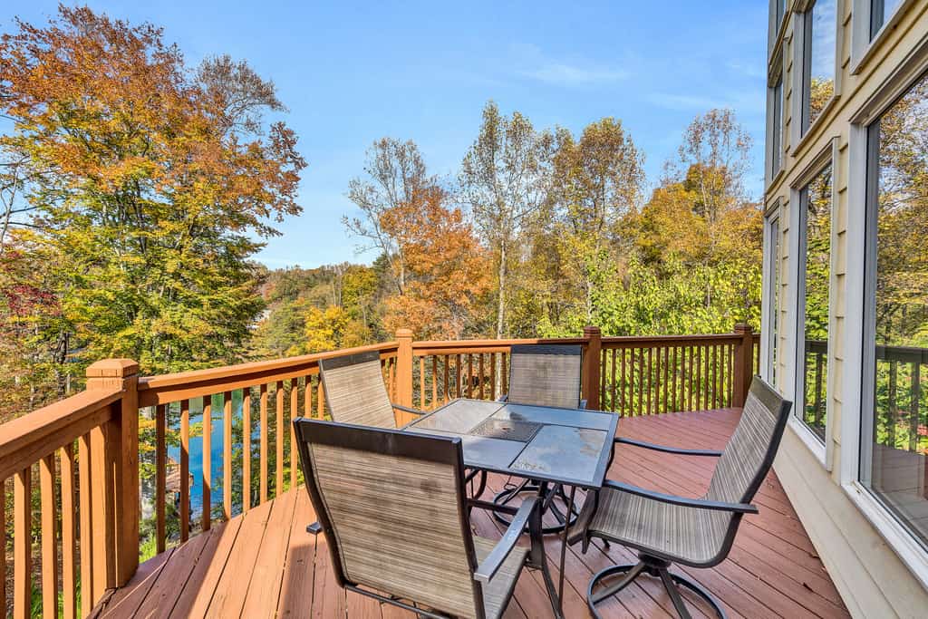 Osprey Cove - Custom Lakefront home with 2-story dock, Wifi, Game Room and Fireplace