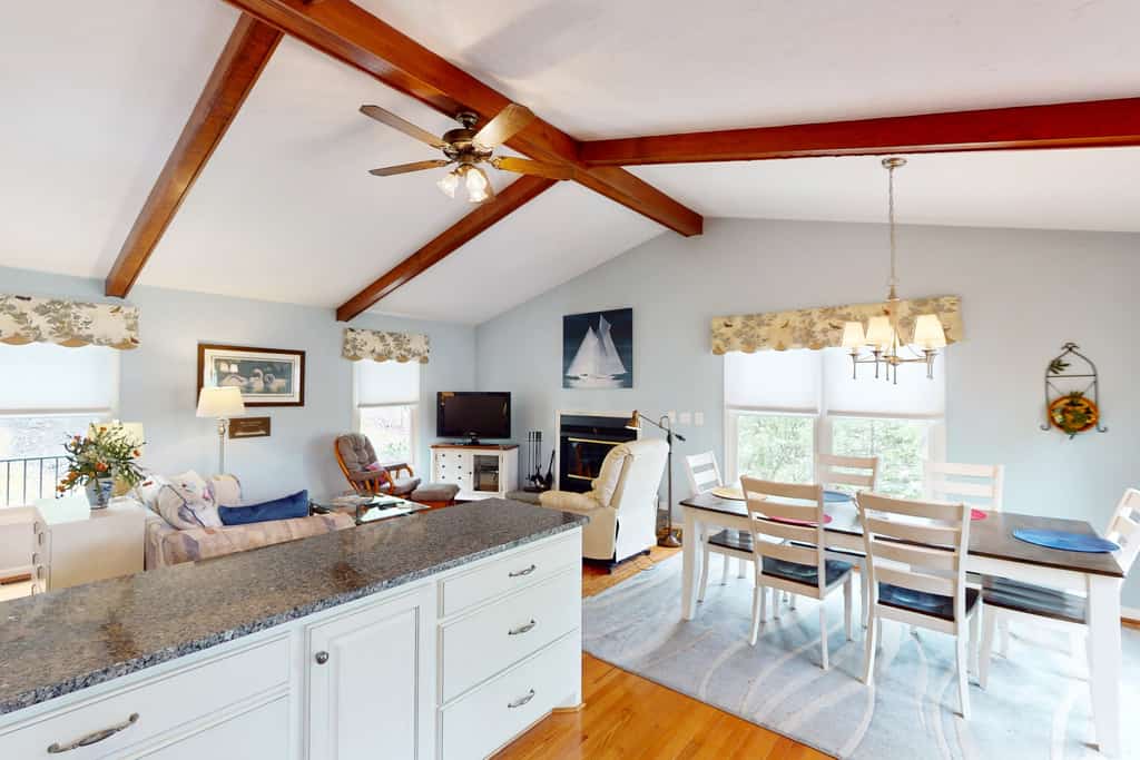 1 Special Place - Waterfront home with private dock, lake views, & washer/dryer