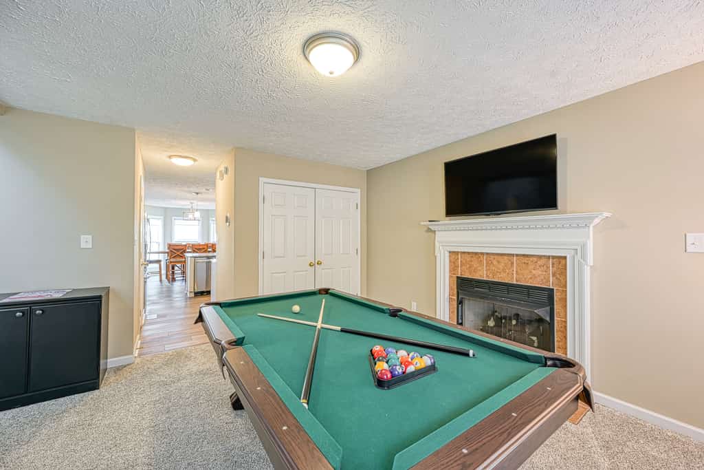 Doc Side - Serene lakefront home with dock, hot tub, pool table & beautiful views