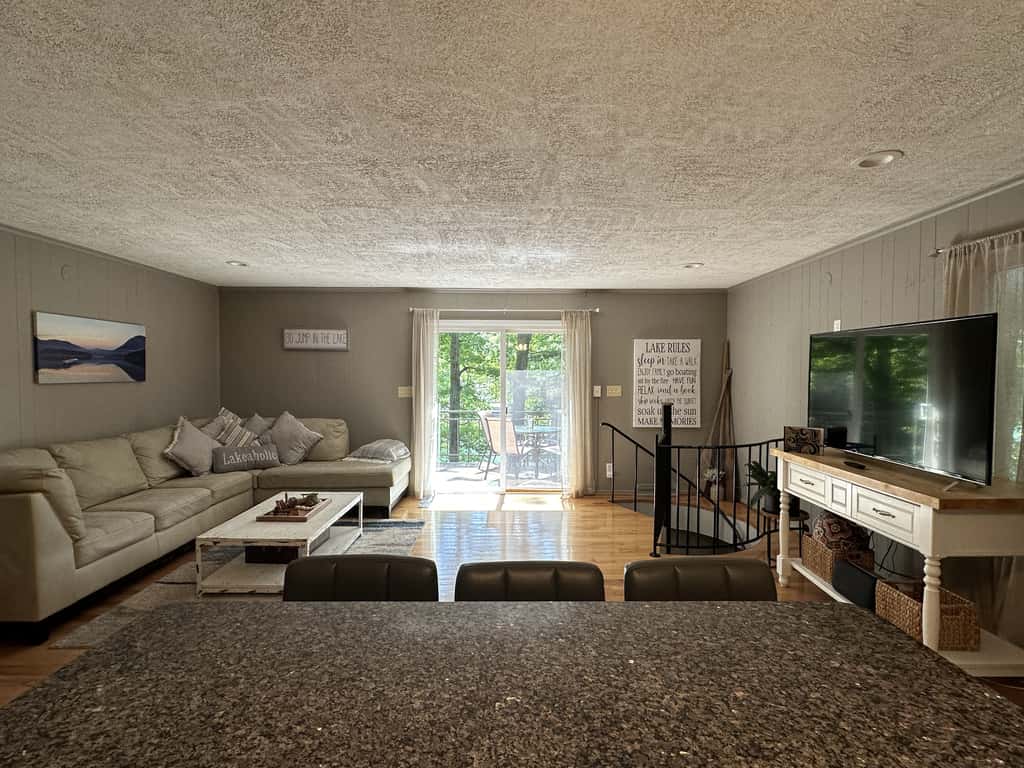 Humble Hideaway