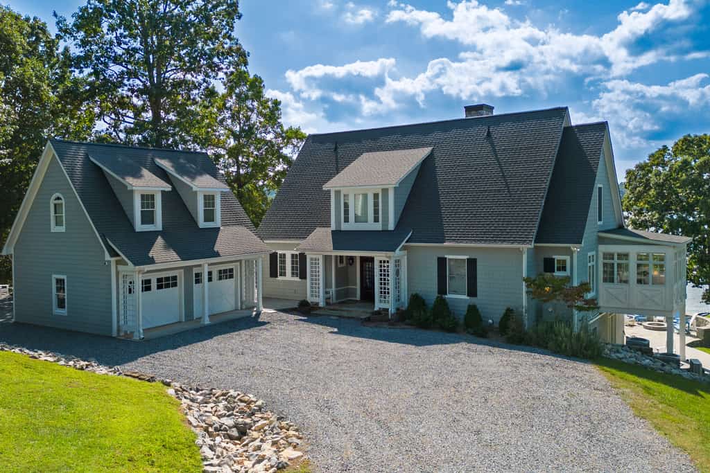 Soulshine Smith Mountain Lake - Lakefront home with amazing views