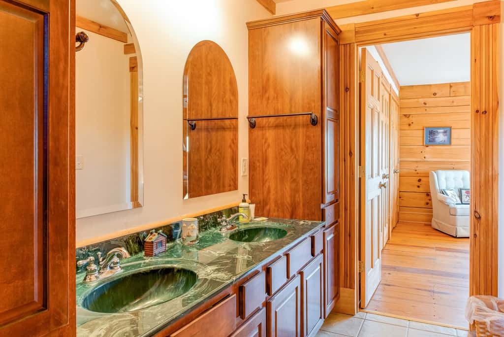 Longview Lodge
