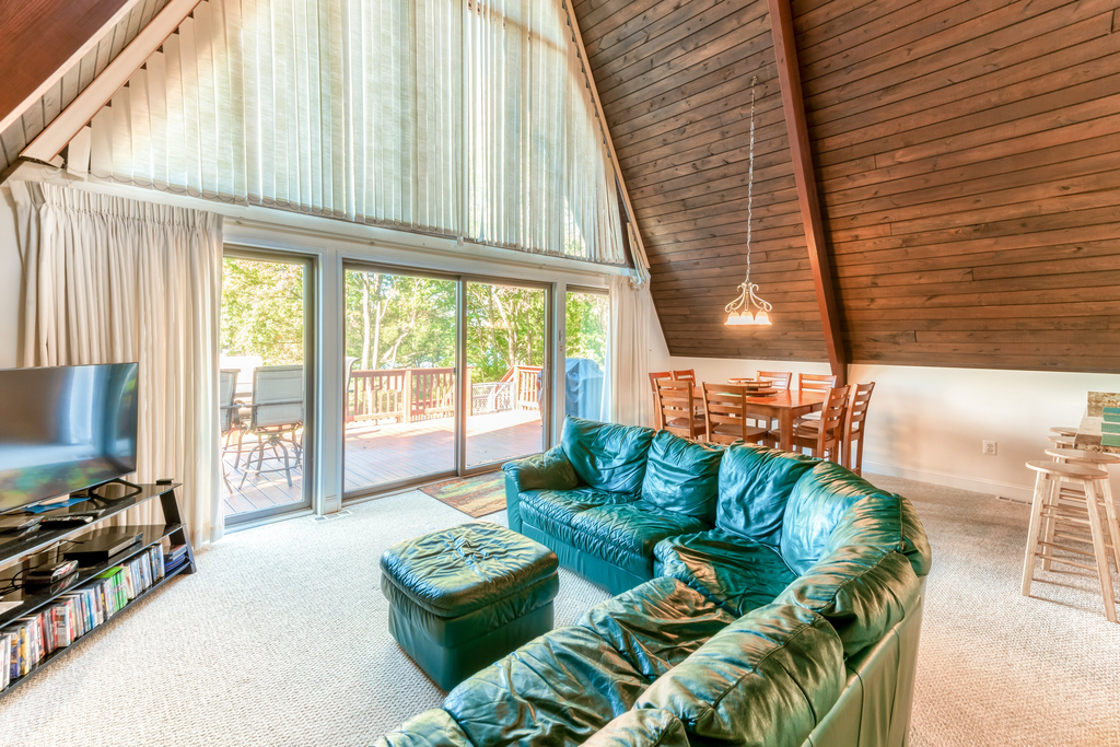 Haupt Hut