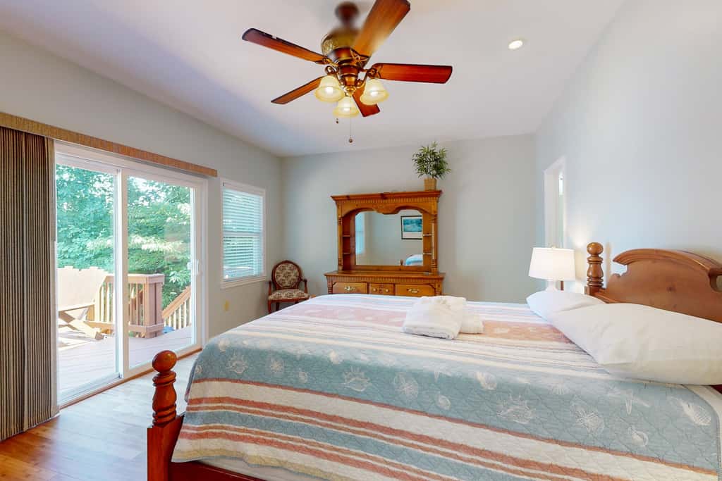 Carolina Cove