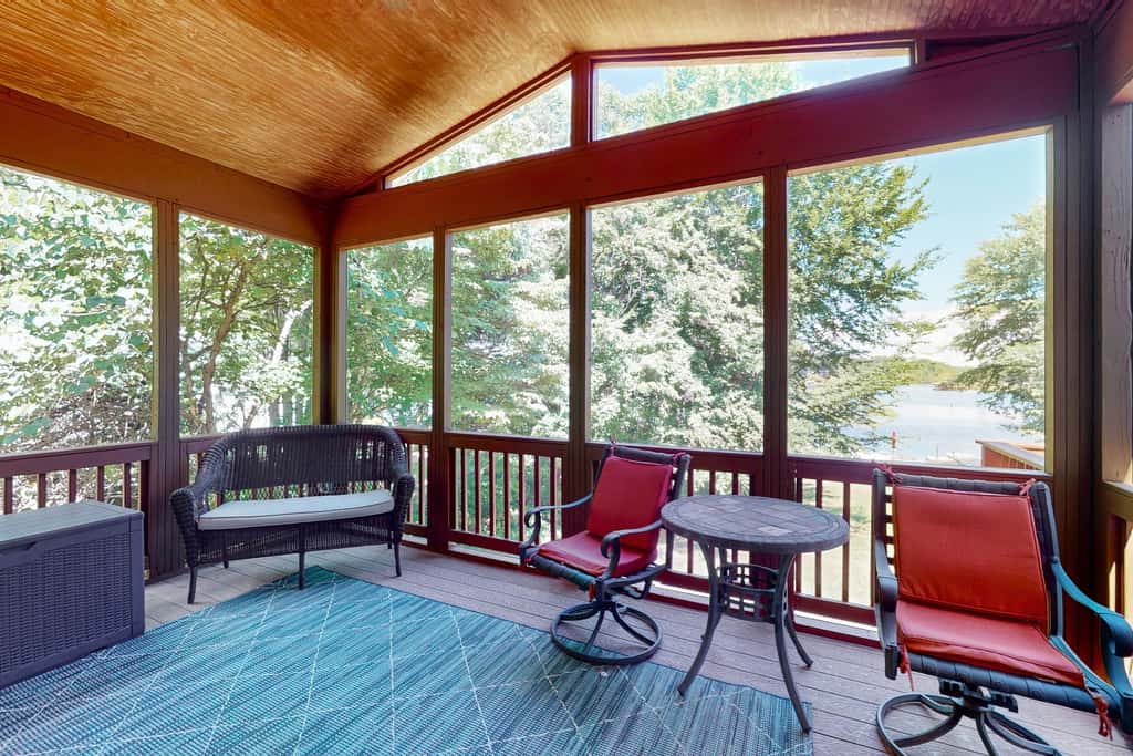 Carolina Cove