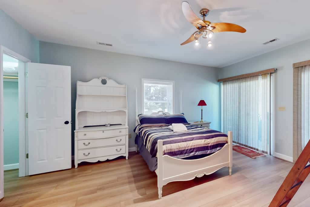 Carolina Cove