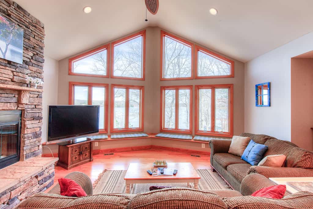 Dog-friendly, lakefront vacation home w/ a boat house, kayaks, & paddleboards