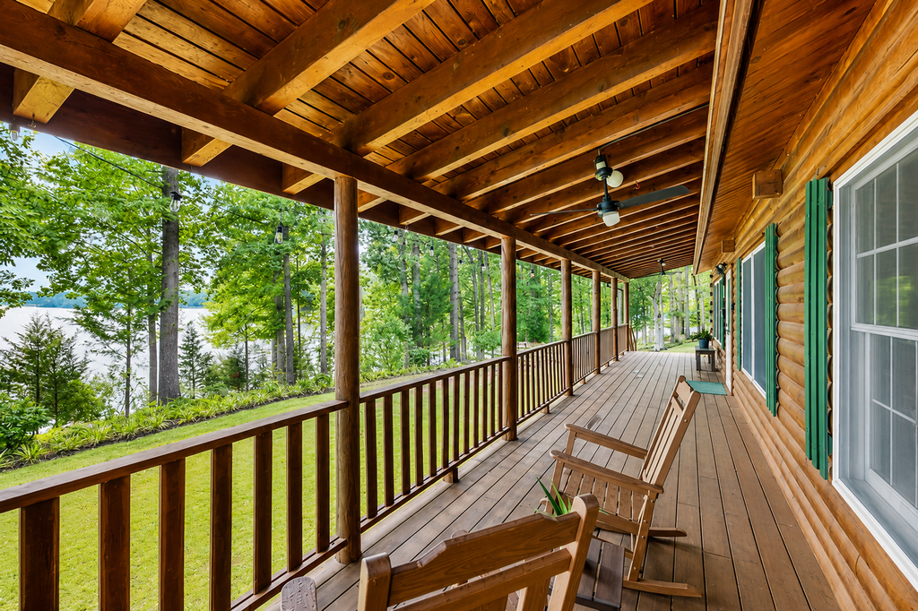 Lakeview Lodge