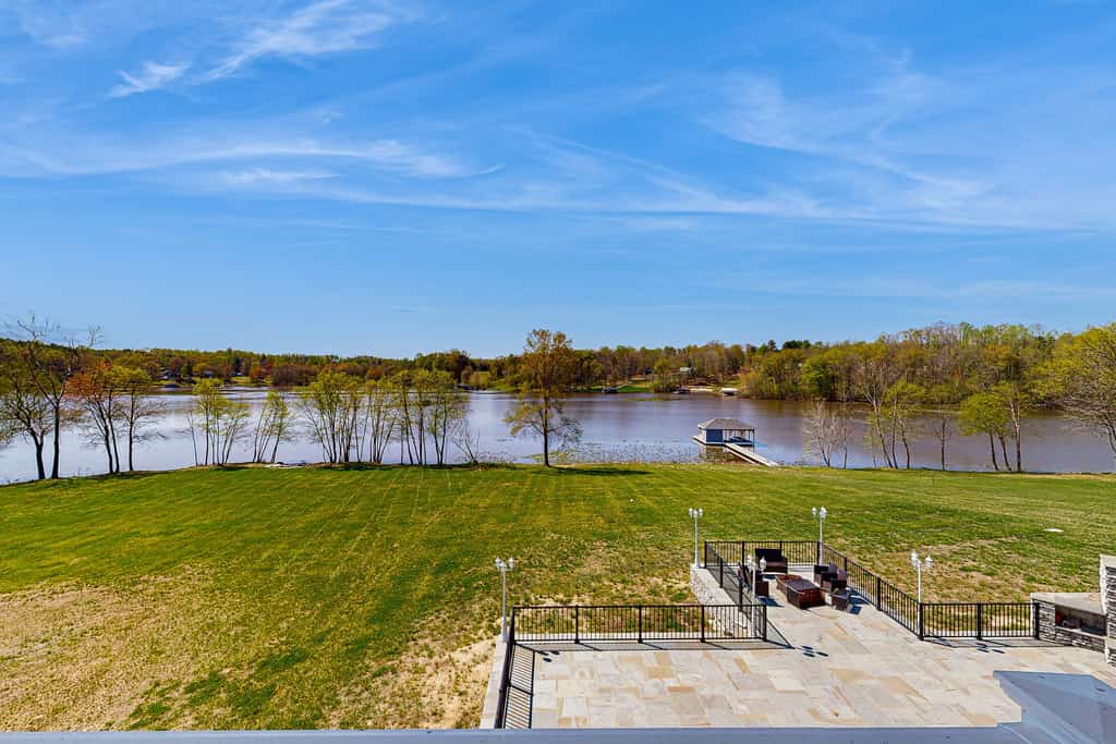 Charming dog-friendly lakefront villa with private dock, firepit, stunning views