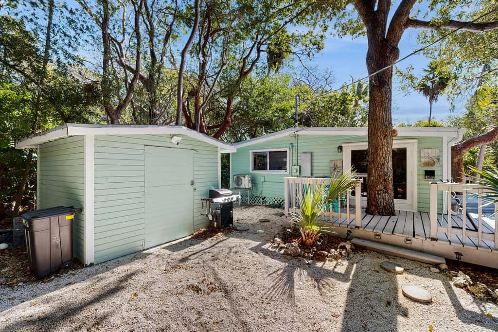 The Tree Lane Fish Camp