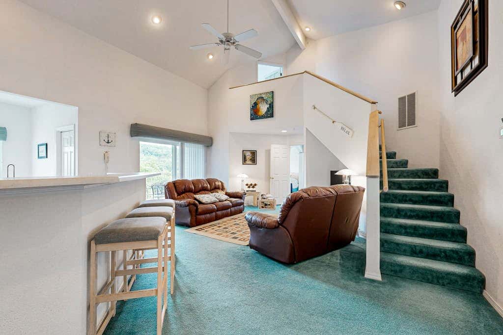 LAKEFRONT -3BRcondo-Resort amenities-Peaceful