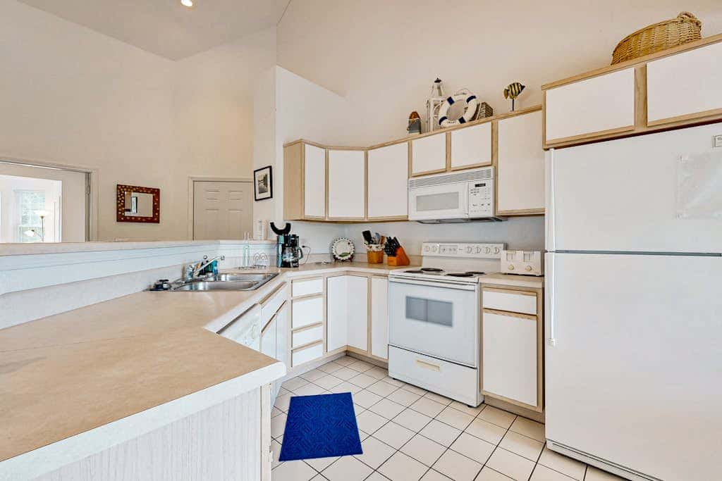 LAKEFRONT -3BRcondo-Resort amenities-Peaceful
