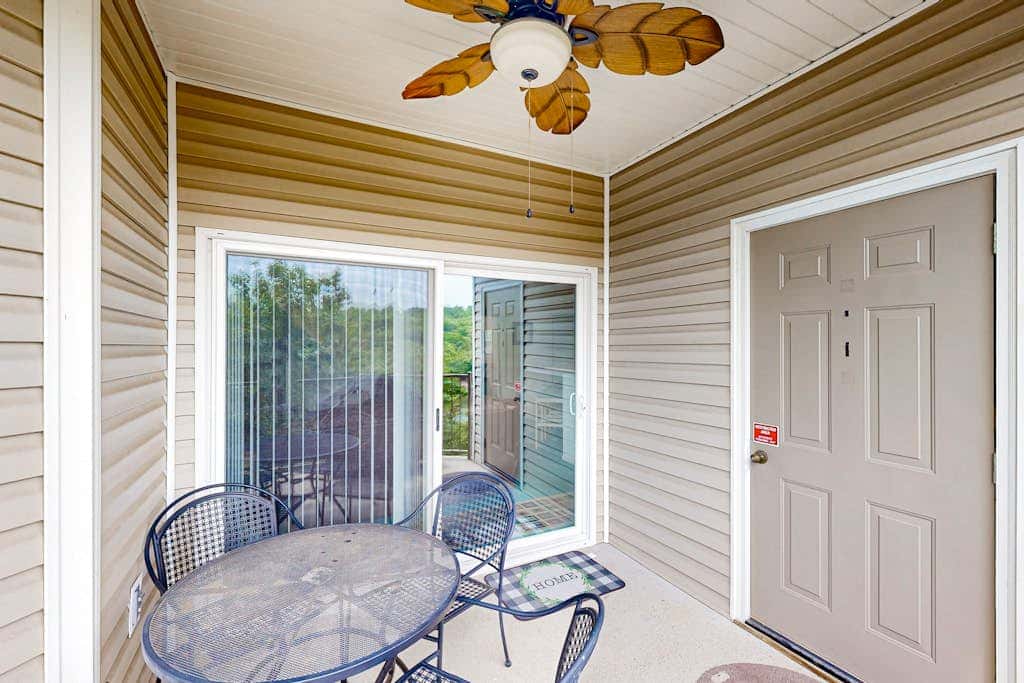 LAKEFRONT -3BRcondo-Resort amenities-Peaceful