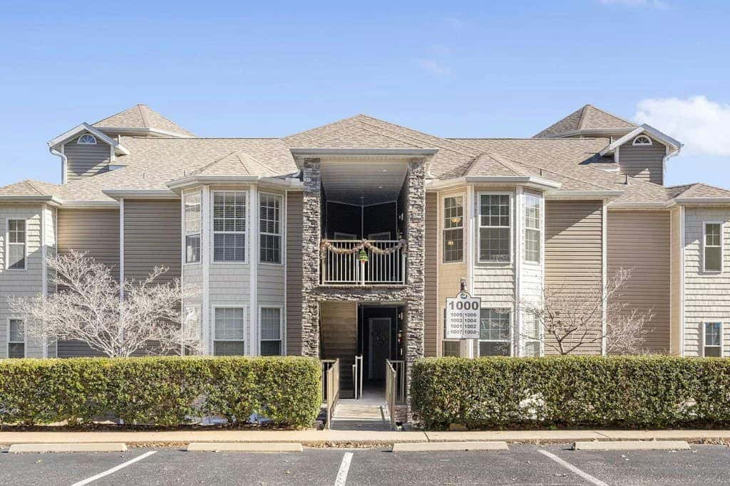 LAKEFRONT -3BRcondo-Resort amenities-Peaceful