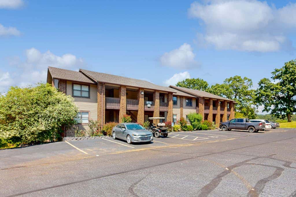 Serene 2BR Condo - POND VIEW - Pointe Royale