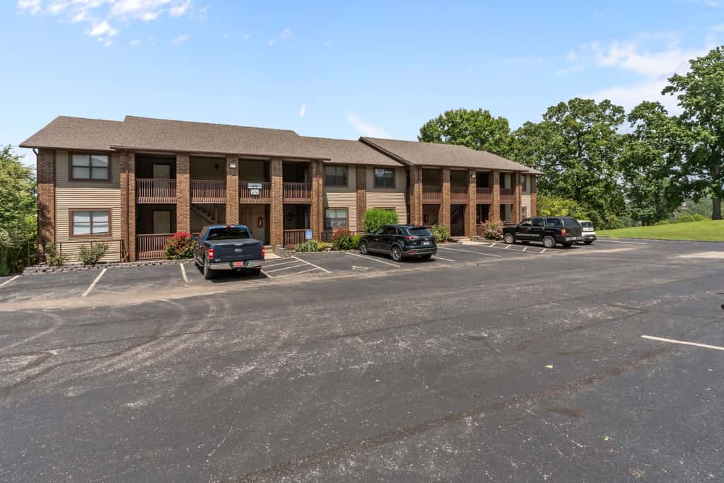 Serene 2BR Condo - POND VIEW - Pointe Royale