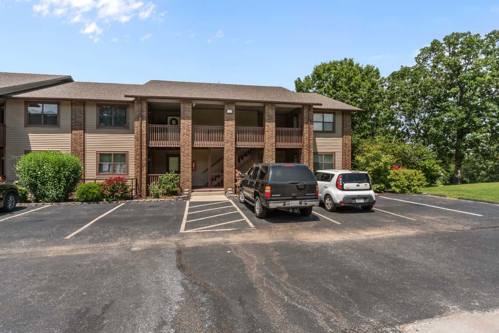Serene 2BR Condo - POND VIEW - Pointe Royale