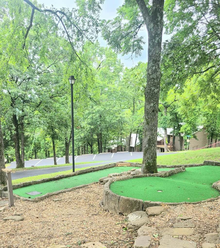Rustic 2BR Cabin *POOL* Wooded
