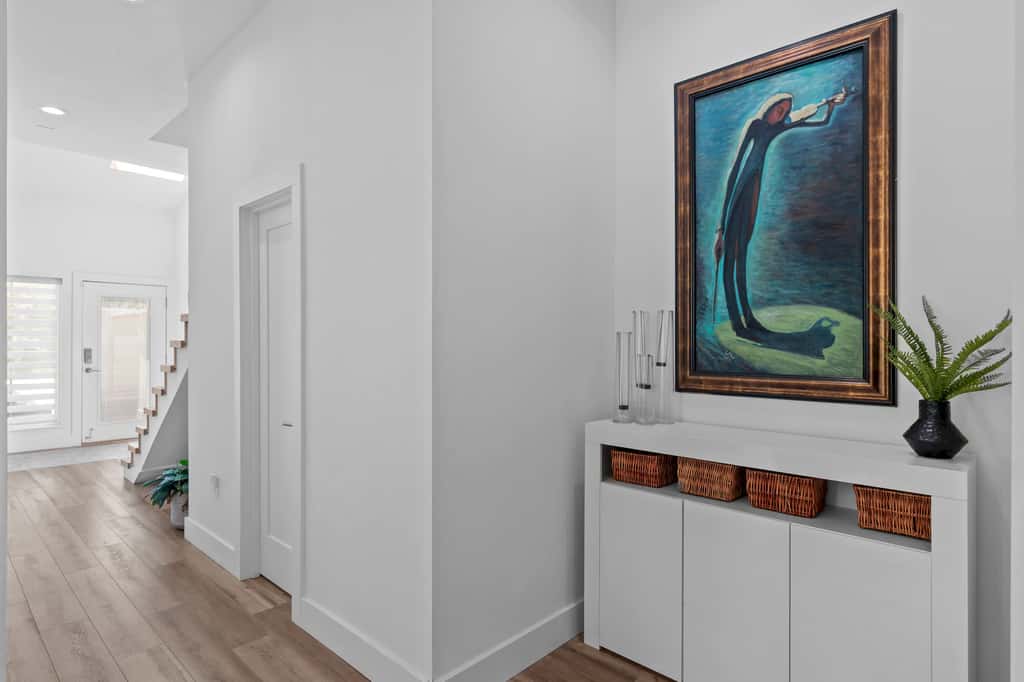 4BR oasis, community pool, 5 min to beach