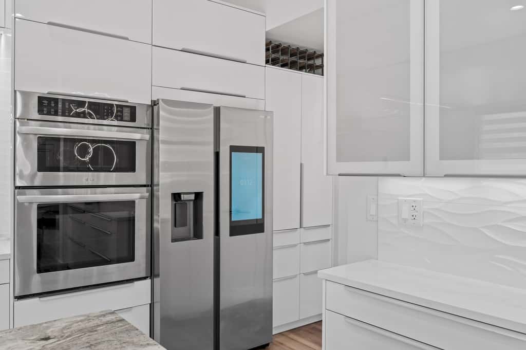 4BR oasis, community pool, 5 min to beach