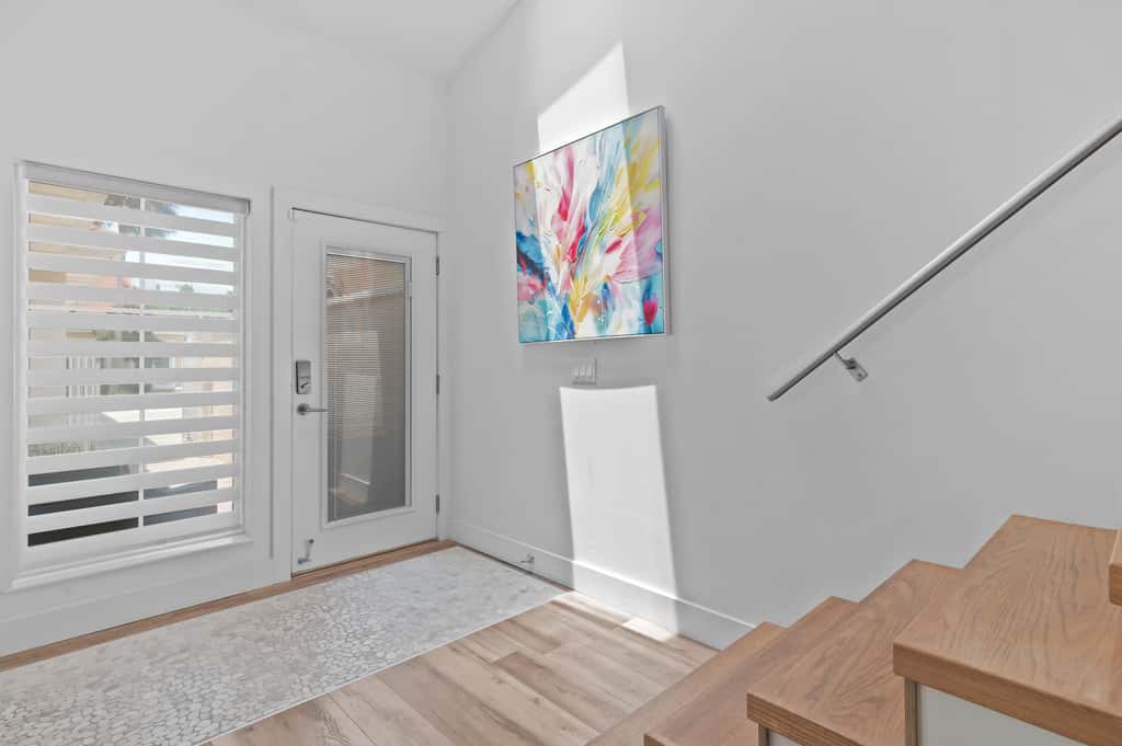 4BR oasis, community pool, 5 min to beach