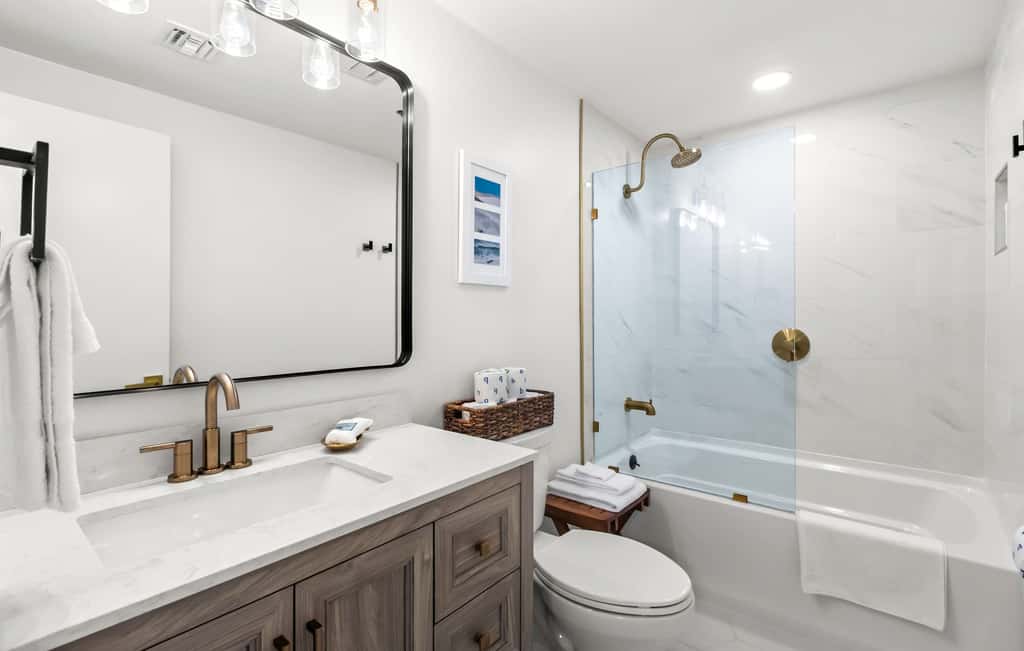Fully remodeled ocean front condo with views, pool
