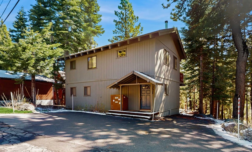 Enjoy unforgettable vacations with family and friends on Tahoe’s beautiful North Shore. Set on a peaceful hillside above the lake, this inviting home offers the perfect blend of relaxation and adventure. Soak in the hot tub under the stars, explore hiking and biking trails right outside the front door. This location is ideal for winter fun, with easy access to skiing at Palisades Tahoe and Northstar!