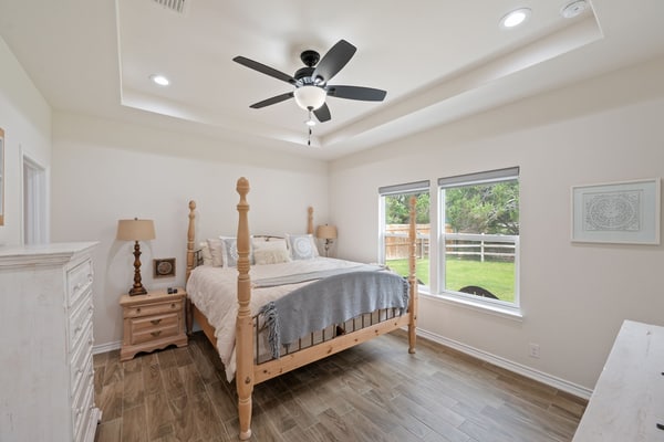 3BR Modern Home in Canyon Lake | 1 mile from Public Boat Ramp