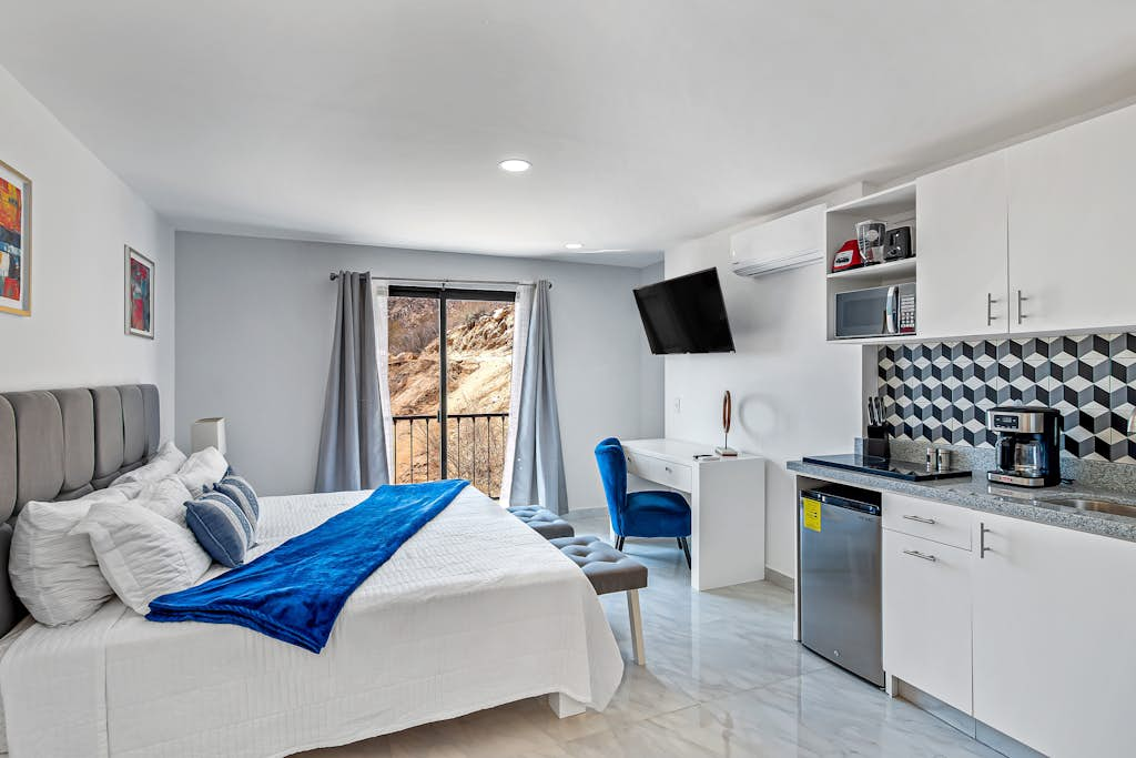 Morgan Residences 508B @ Boutique Hotel with pool, gym, spa