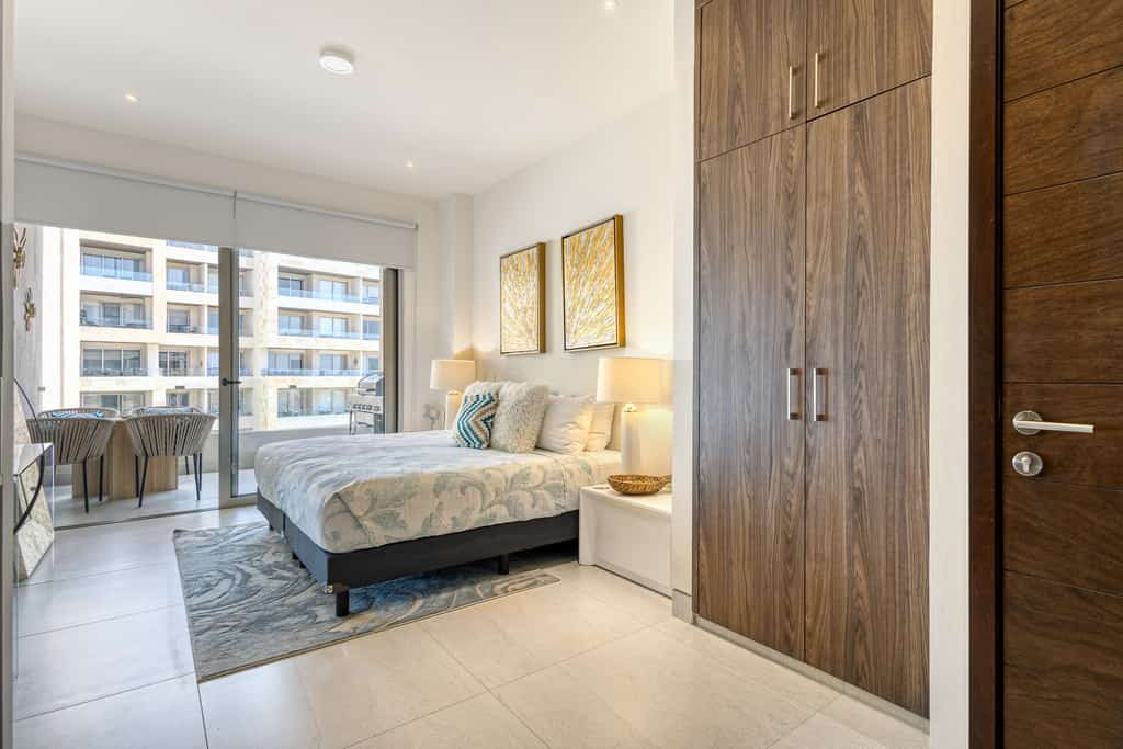 Vista Velas Studio 8402B