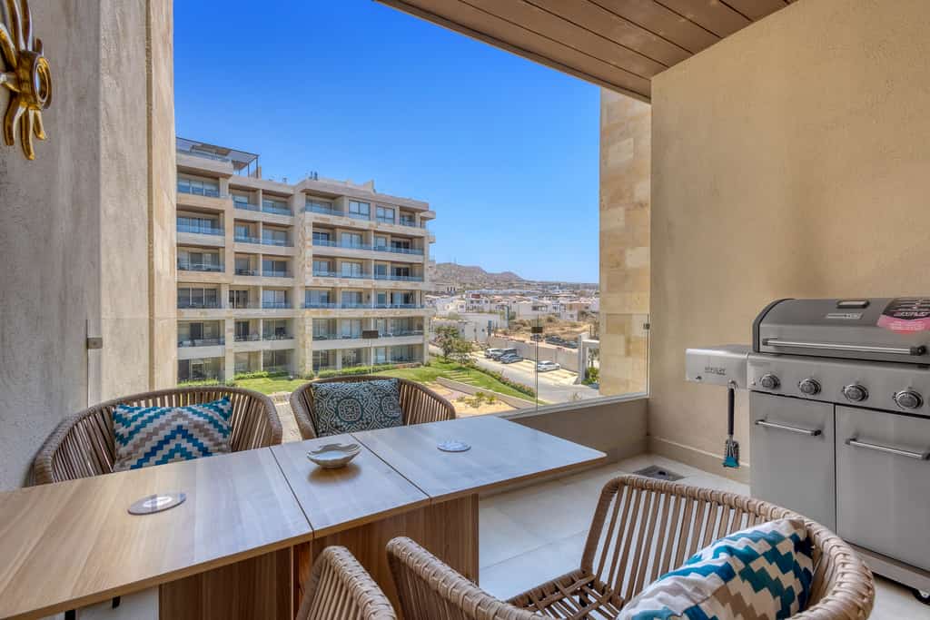 Vista Velas Studio 8402B