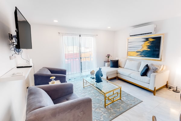 Alina 203a at Morgan Residences
