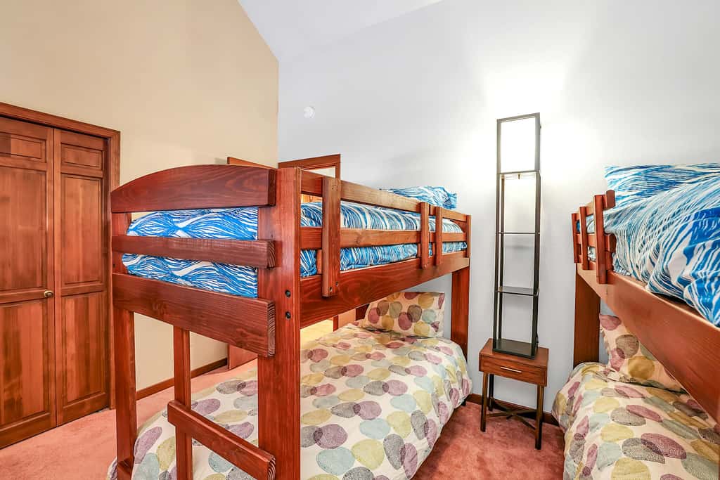 Sunny McCall Getaway Sleeps 8, Pool & Walk To Lake