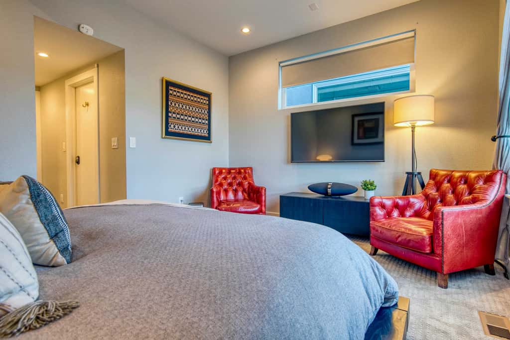 Walk to Empower Field: Townhome w/ Hot Tub!