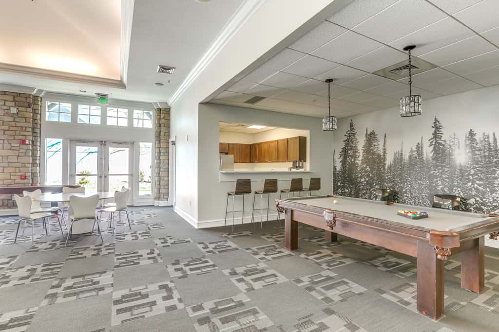 < 1 Mi to Downtown Denver: Condo w/ Pool Access!