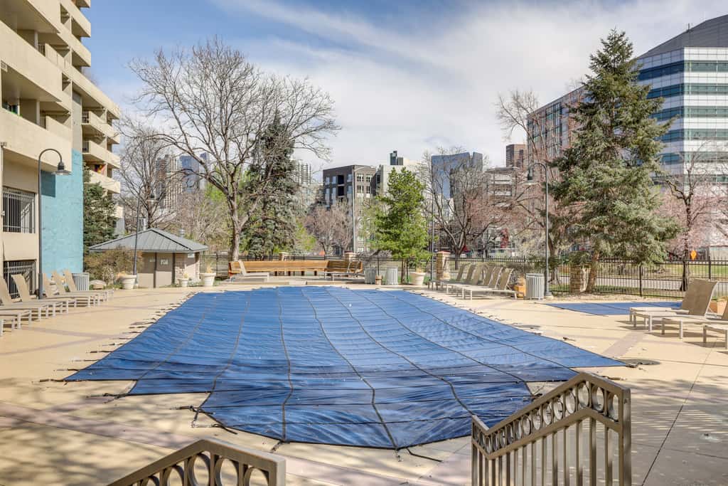 < 1 Mi to Downtown Denver: Condo w/ Pool Access!