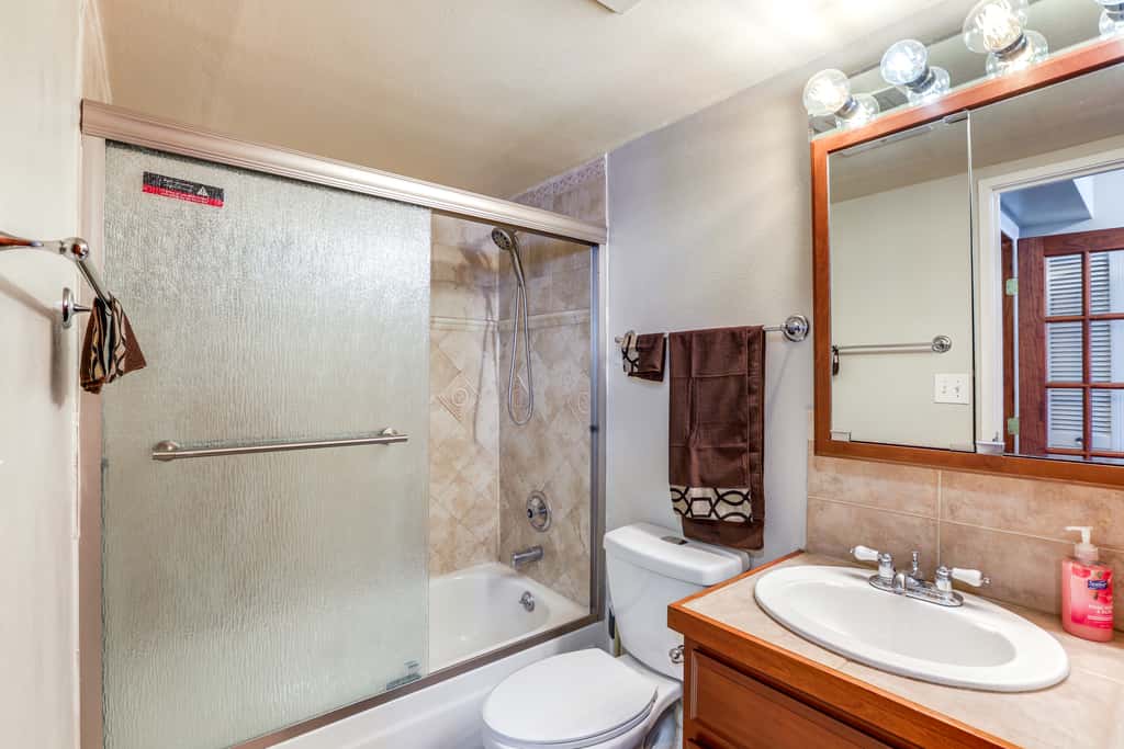 < 1 Mi to Downtown Denver: Condo w/ Pool Access!
