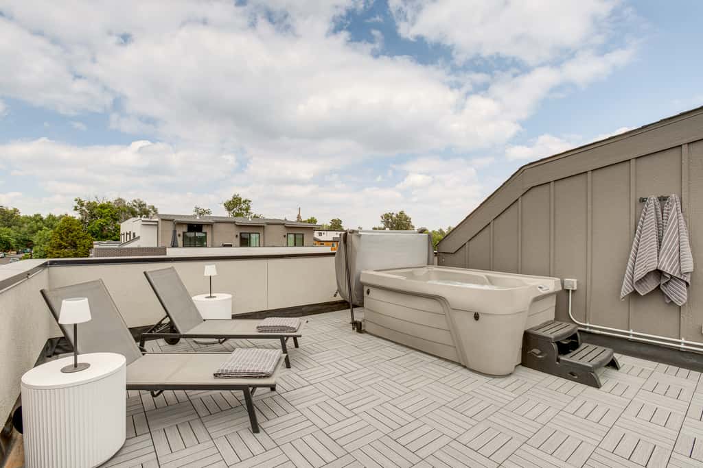 Private Rooftop w/ 360-Degree View: Denver Home