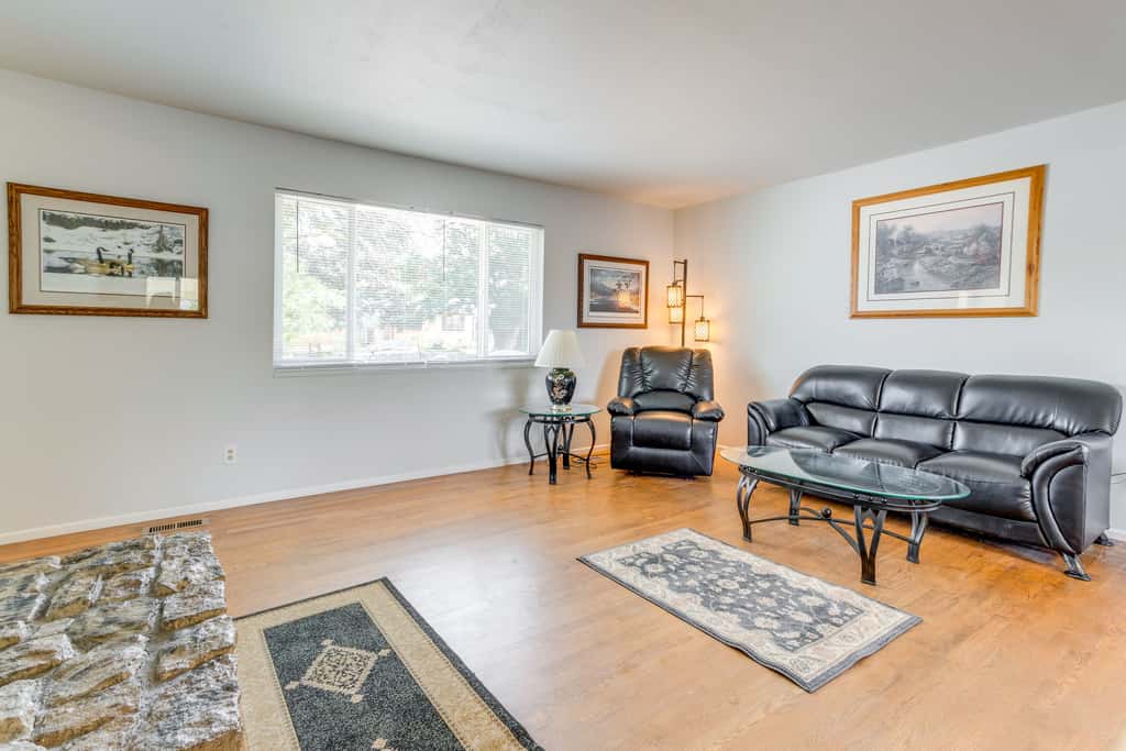 Aurora Medical Hub Rental: < 1 Mi to Hospitals