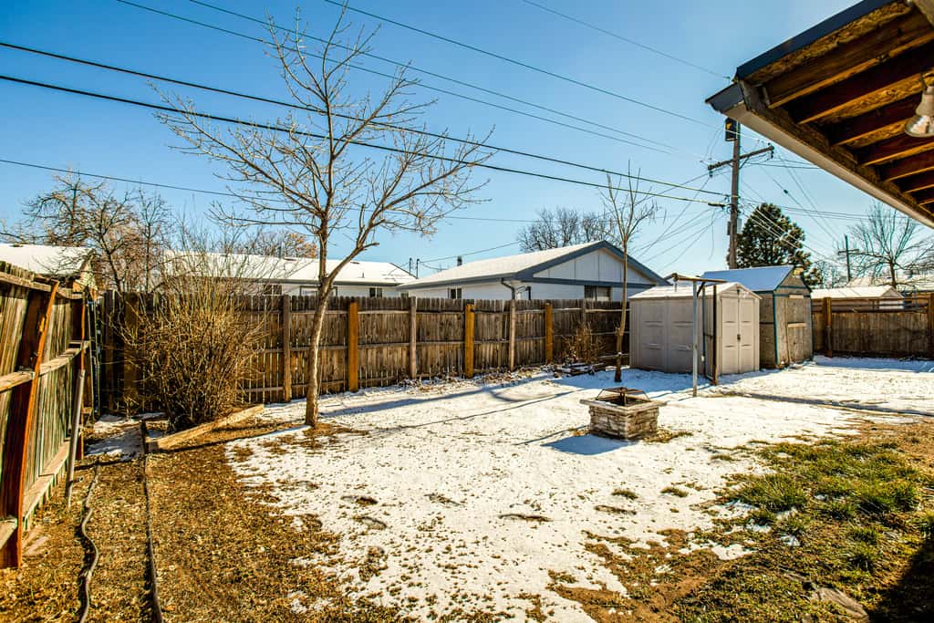 Hot Tub, Fire Pit! Group-Ready Stay Near Denver
