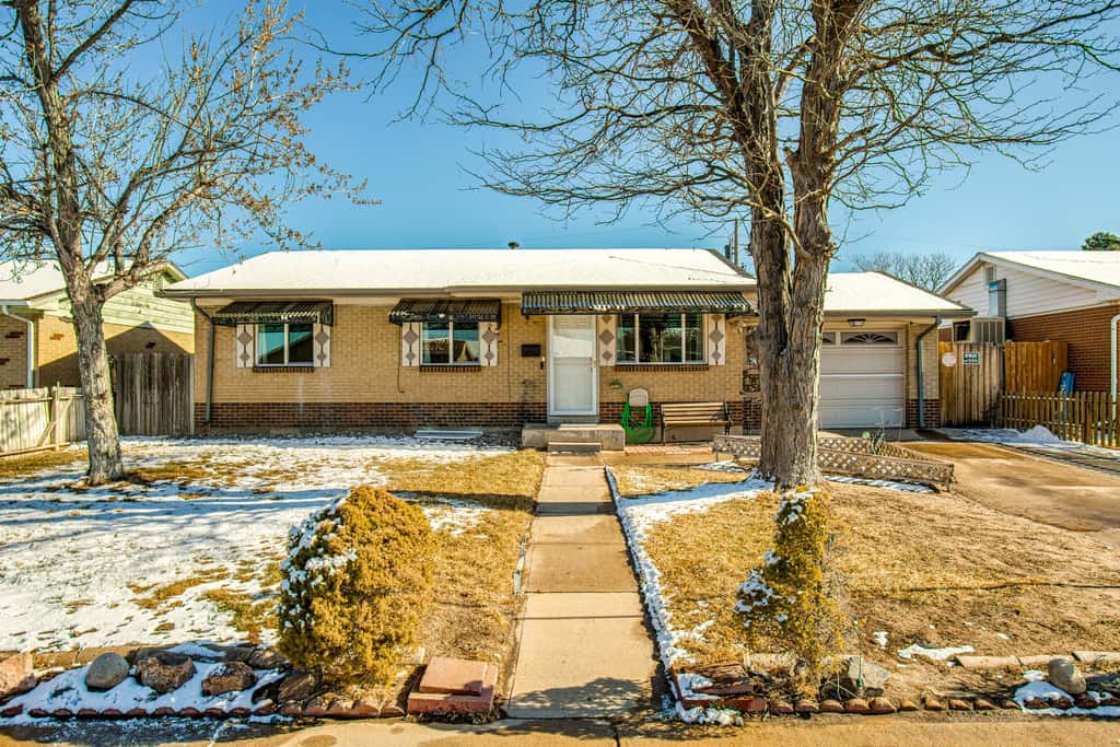 Hot Tub, Fire Pit! Group-Ready Stay Near Denver