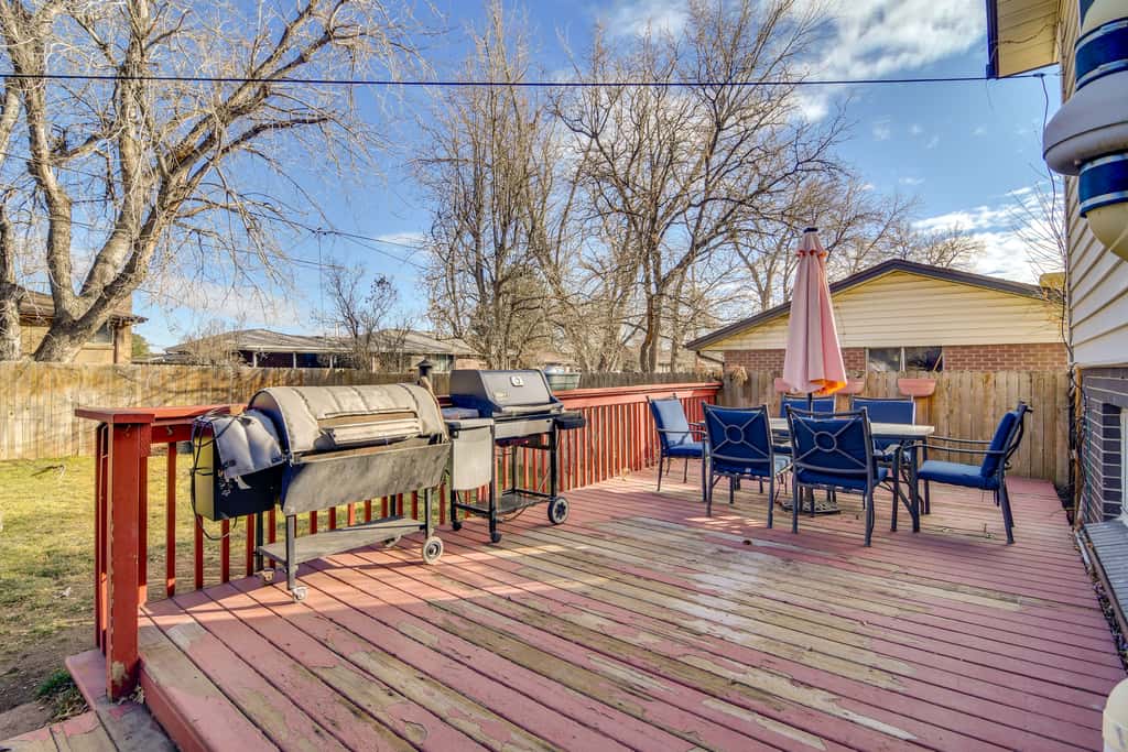 2 Mi to Olde Town! Pet-Friendly Haven w/ Sunroom