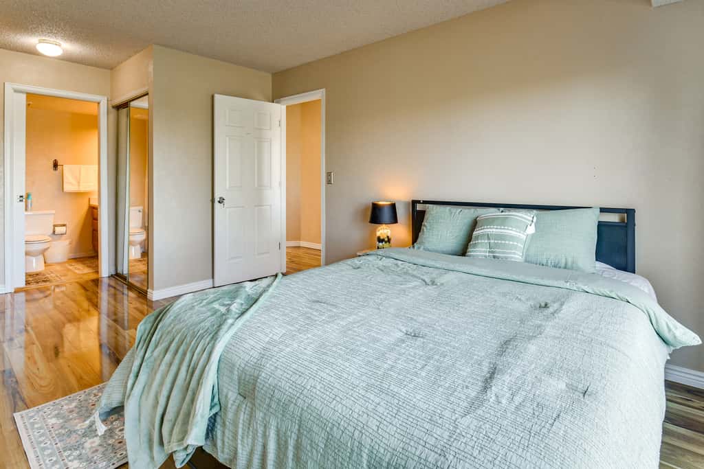 Extended Stay in Denver Area! Pet-Friendly Retreat